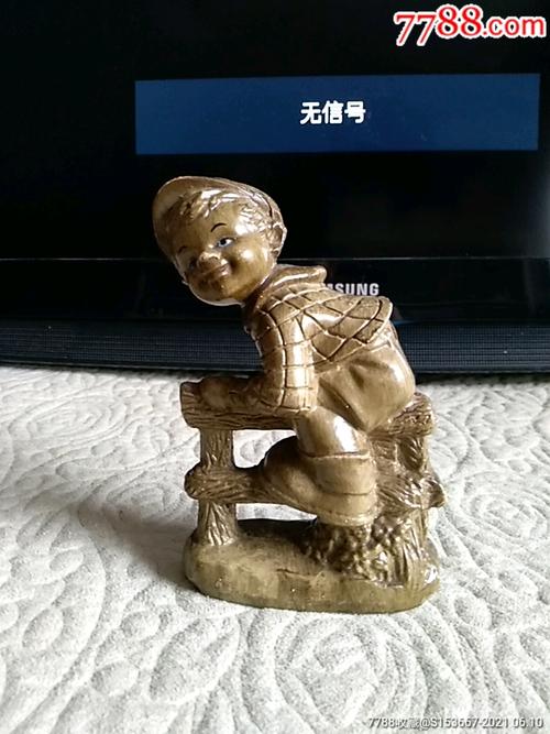 嘟嘟明阁塑料工艺品——凝固时光的人物塑像